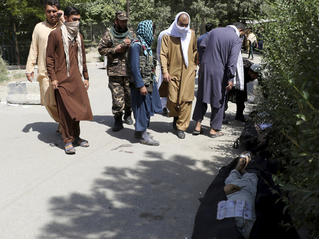 Число погибших в результате терактов около аэропорта Кабула превысило 170 человек