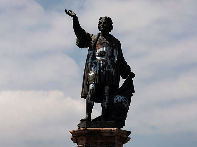 Статую Колумба в Мехико заменят на статую индейской женщины