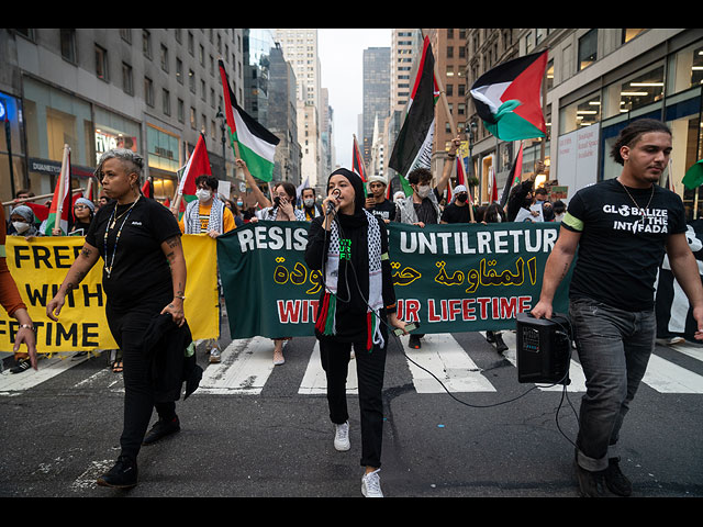 "Глобальная интифада" шагает по Нью-Йорку. Фоторепортаж