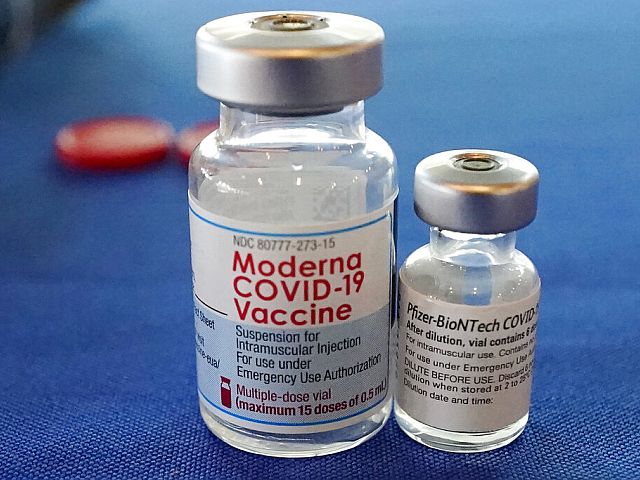 СМИ: FDA намерено разрешить ревакцинацию с использованием половинной дозы вакцины Moderna