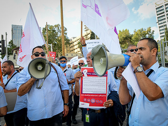 В Тель-Авиве проходит демонстрация  водителей автобусов