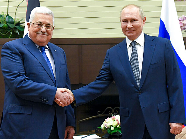 Аббас провел переговоры и отобедал с Путиным