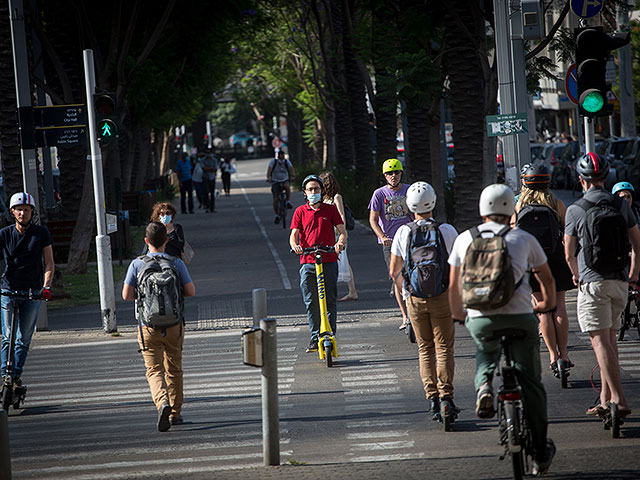 В Кнессете обсуждается введение номерных знаков для электрических велосипедов и самокатов