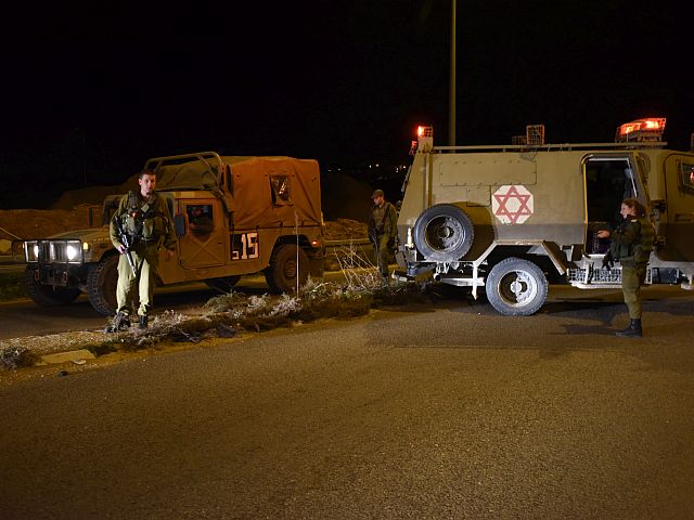 Автомобильный теракт в Самарии: тяжело ранен охранник, водитель, совершивший наезд, застрелен