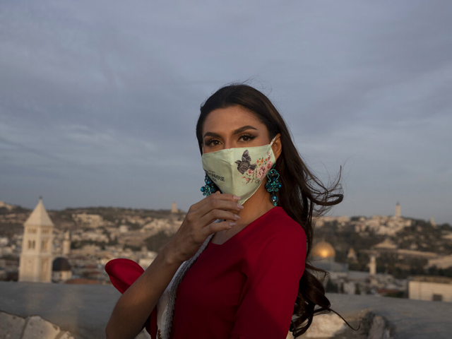 Участницы конкурса "Мисс Вселенная 2021" в Старом городе Иерусалима. Фоторепортаж
