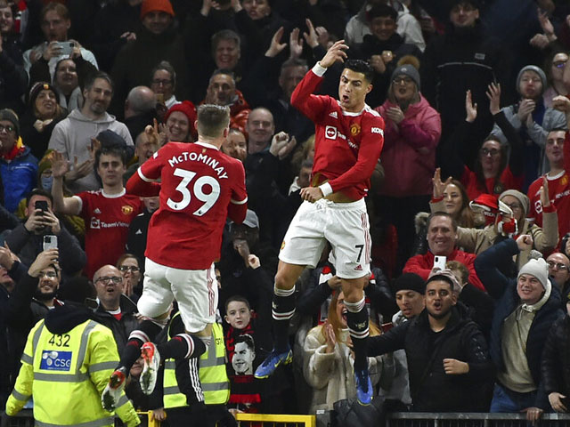 Криштиану Роналду забил. "Манчестер Юнайтед" победил в последнем матче года