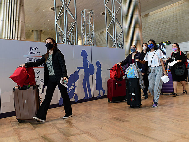 Израиль открывается для привитых туристов, отменен карантин для прилетающих