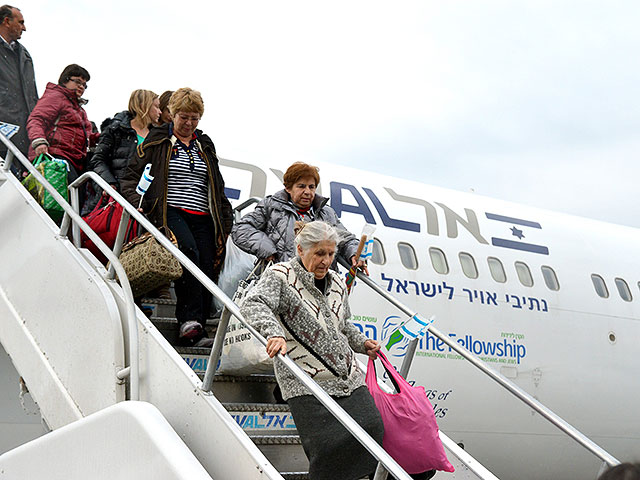 "Гаарец": Израиль готовится эвакуировать евреев из зоны российско-украинского конфликта