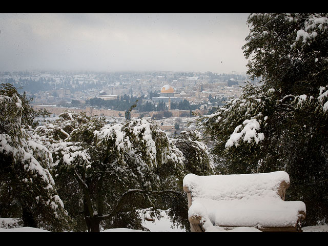 Снежный Иерусалим после зимней бури. Фоторепортаж