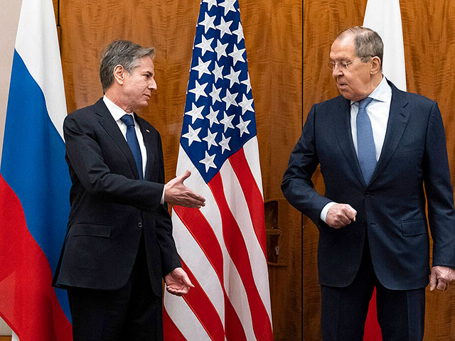 Государственный секретарь США Энтони Блинкен и глава МИДа России Сергей Лавров