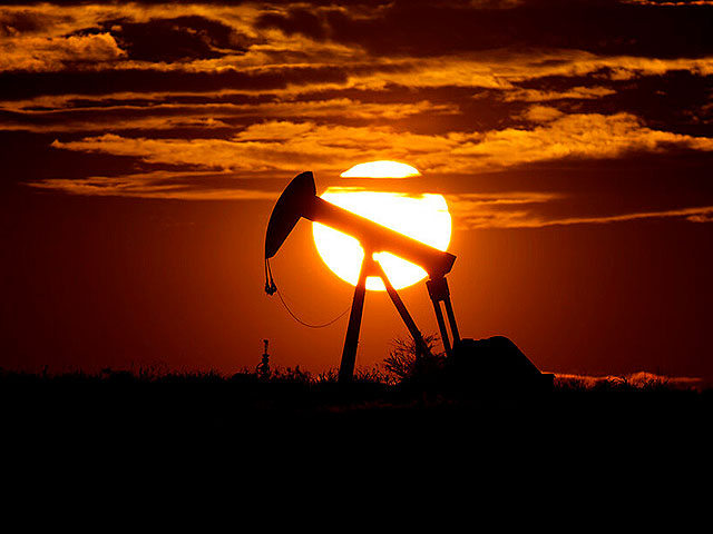 Цены на нефть превысили 110 долларов за баррель