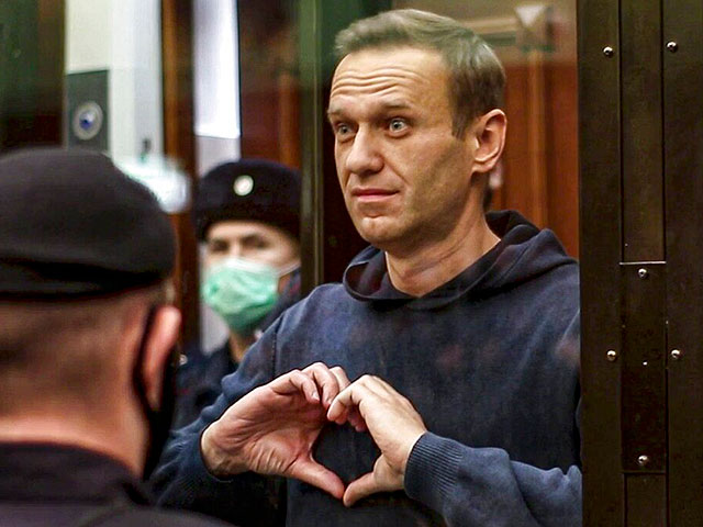 Прокуратура попросила приговорить Навального к 13 годам лишения свободы