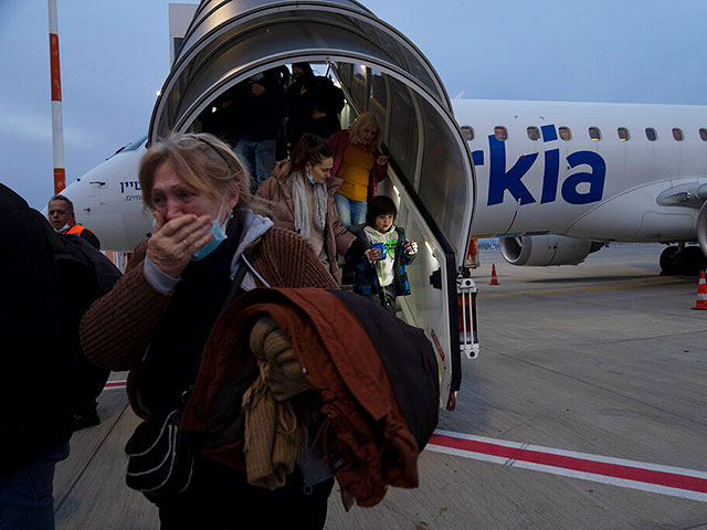 С начала военных действий в Израиль прибыли 11390 граждан Украины