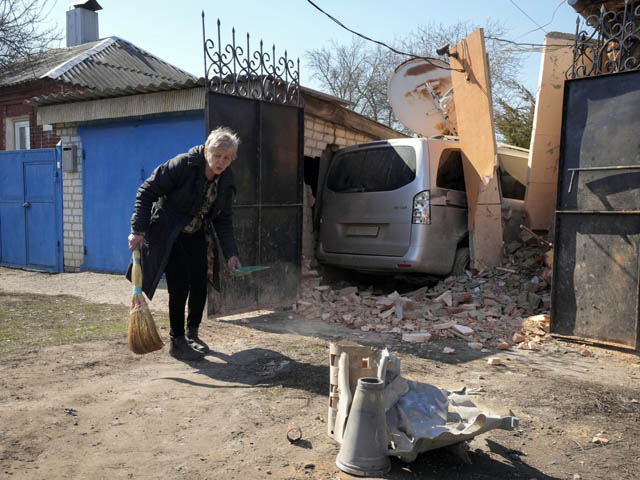 Власти Харькова: российские военные обстреляли поликлинику, где выдавалась гумпомощь