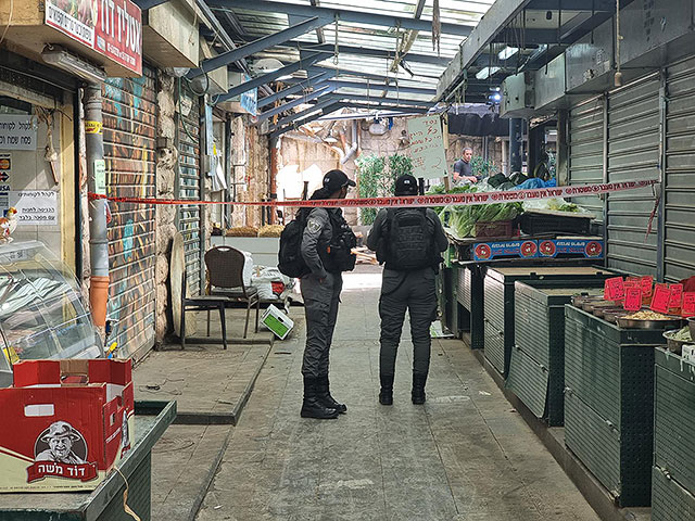 Столкновение полицейских с арабами на рынке в Иерусалиме: легко ранен сотрудник полиции, задержаны двое арабов