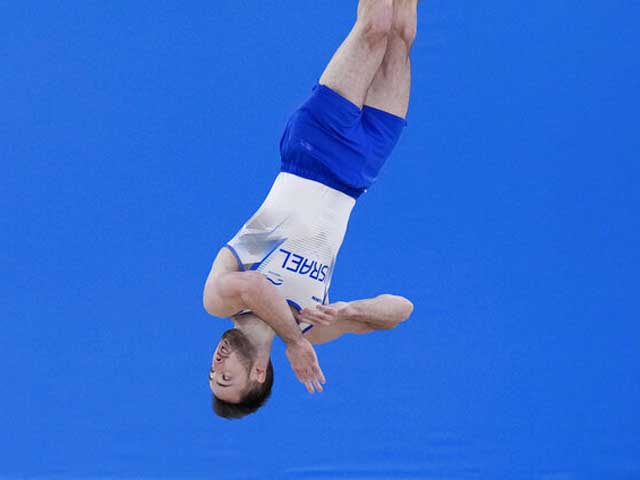 Артем Долгопят стал победителем Кубка Мира в вольных упражнениях