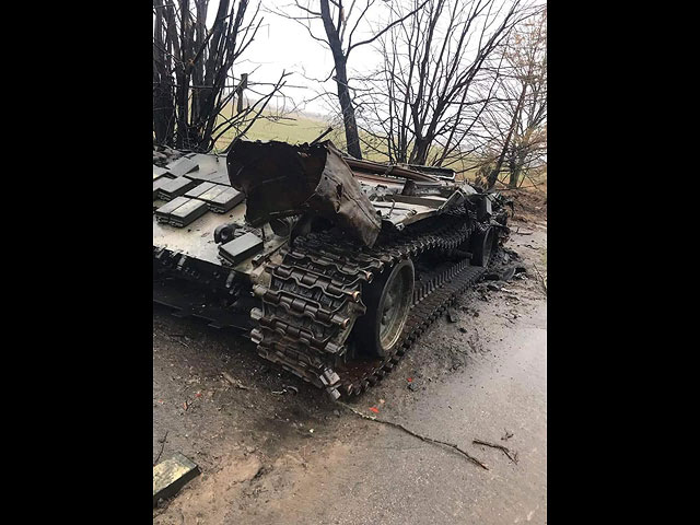 Российская военная техника, оставшаяся в полях и лесах Украины. Фоторепортаж