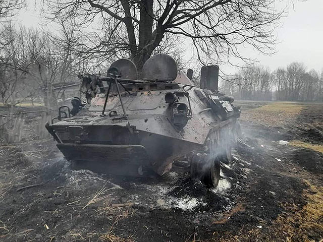 Российская военная техника, оставшаяся в полях и лесах Украины. Фоторепортаж