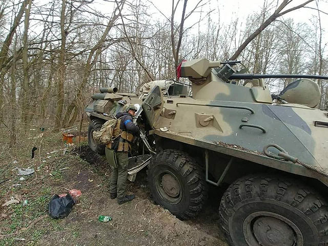 Российская военная техника, оставшаяся в полях и лесах Украины. Фоторепортаж