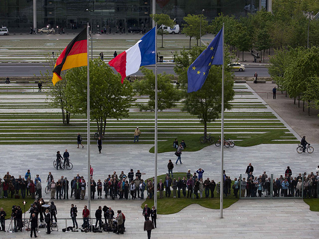 France and Germany announced the expulsion of Russian diplomats