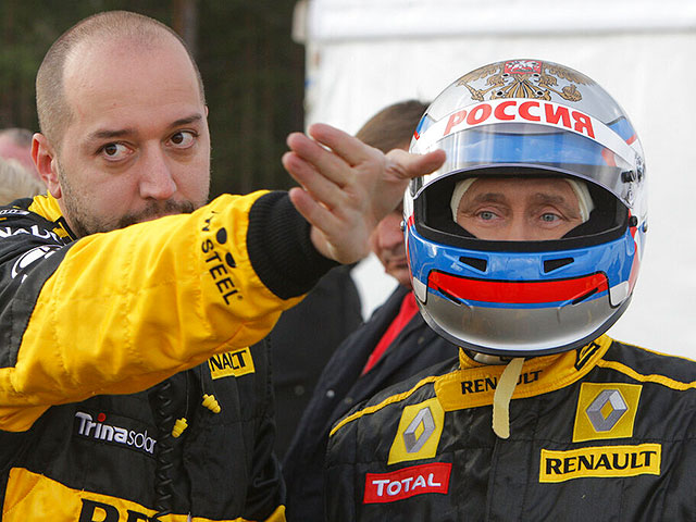 Через неделю после возобновления производства Renault объявила, что уйдет из России
