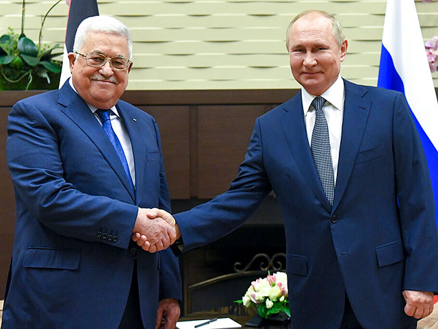 Аббас собирается в Москву на 9 мая, если не помешает "израильская военщина"