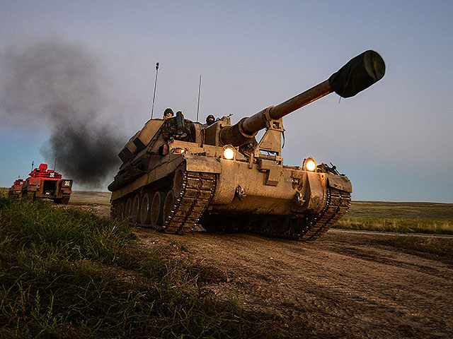 UK hands over 20 AS.90 artillery self.propelled guns to Ukraine