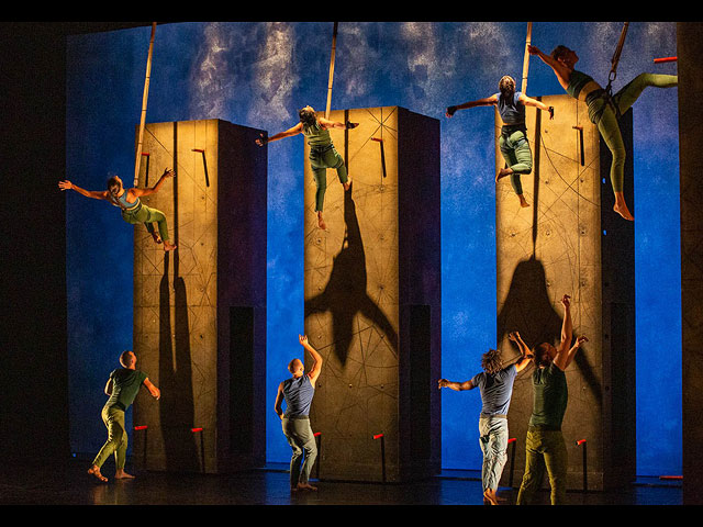 Воздушная хореография: шоу VertiKal в Израиле. Фоторепортаж