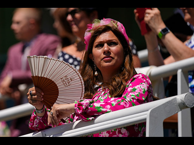 Наряды Royal Ascot 2022: символика года – украинская. Фоторепортаж