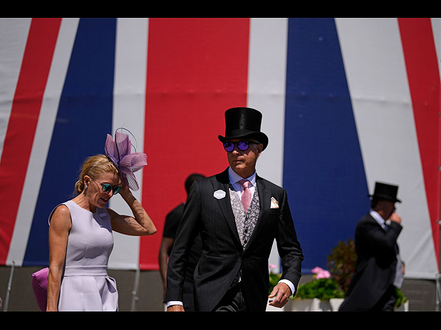 Наряды Royal Ascot 2022: символика года – украинская. Фоторепортаж