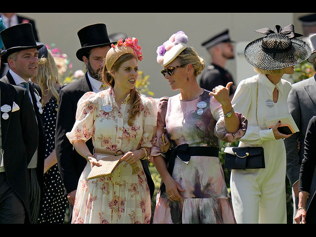 Наряды Royal Ascot 2022: символика года – украинская. Фоторепортаж