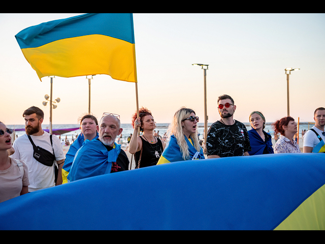 Акция в поддержку бойцов "Азовстали" в Тель-Авиве. Фоторепортаж