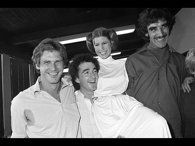 С Энтони Дэниелсом, Кэрри Фишером и Питером Мэйхью, 1978 год