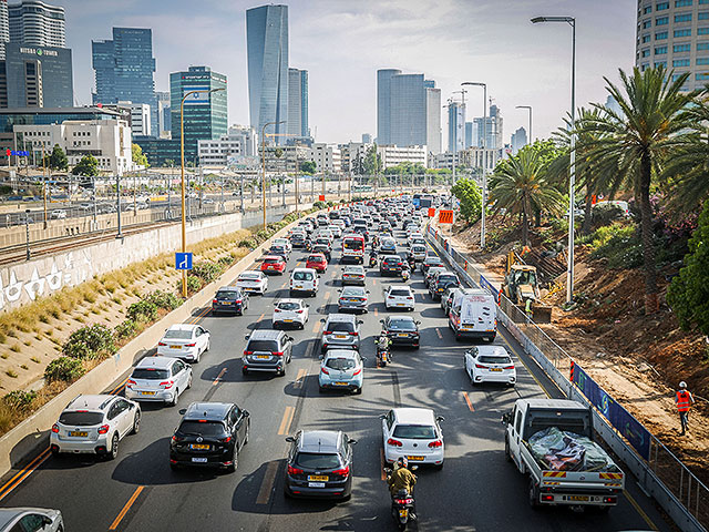 В Тель-Авиве начата установка систем измерения шума автомобильных клаксонов, которая будет выписывать штрафы