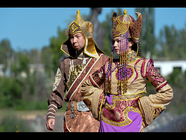 Мода кочевников на берегах Иссык-Куля. Фоторепортаж