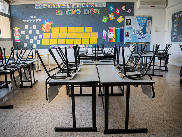Минпрос объявил о нехватке шести тысяч учителей и воспитателей