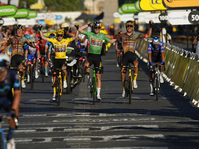 Победителем "Тур де Франс" стал датчанин Йонас Вингегор
