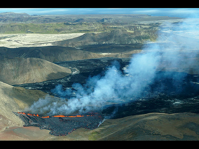 Когда земля горит под ногами. Фоторепортаж извержения вулкана Фаградальсфьядль