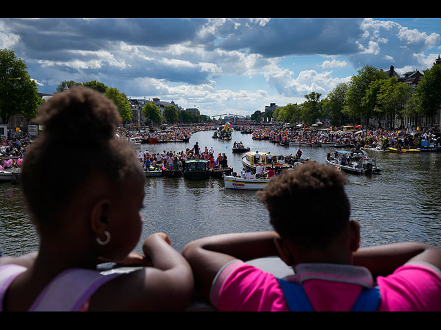 Pride Canal Parade 2022 в Амстердаме. Фоторепортаж