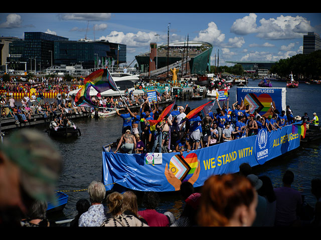 Pride Canal Parade 2022 в Амстердаме. Фоторепортаж