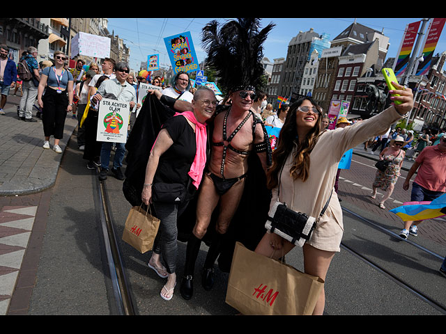 Pride Canal Parade 2022 в Амстердаме. Фоторепортаж