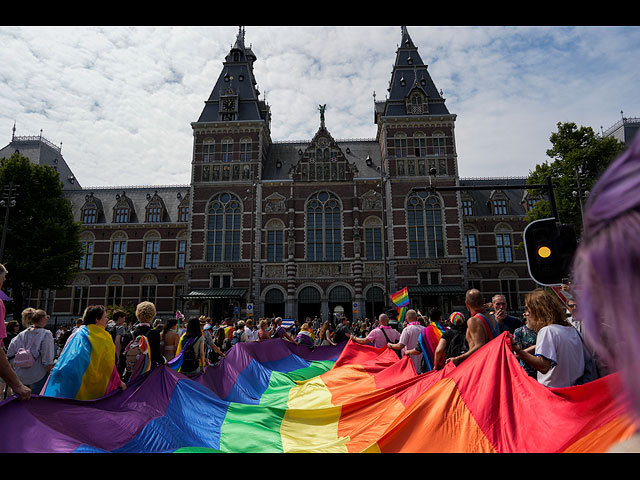 Pride Canal Parade 2022 в Амстердаме. Фоторепортаж