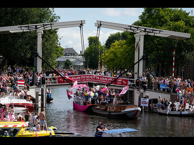 Pride Canal Parade 2022 в Амстердаме. Фоторепортаж