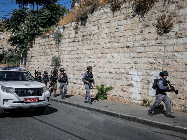 Столкновения и аресты в Сильване после теракта в Старом городе Иерусалима