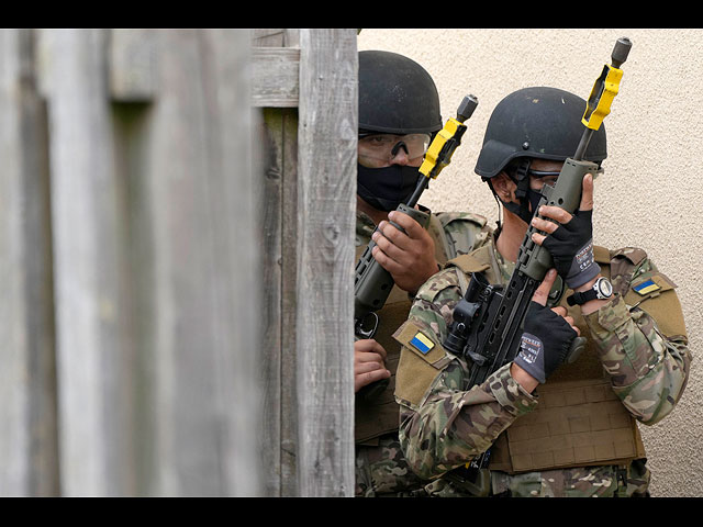 Украинские военные проходят подготовку в Англии. Фоторепортаж