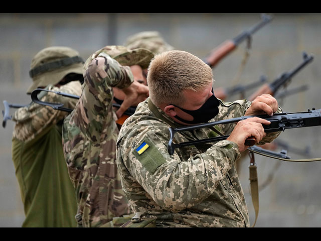 Украинские военные проходят подготовку в Англии. Фоторепортаж