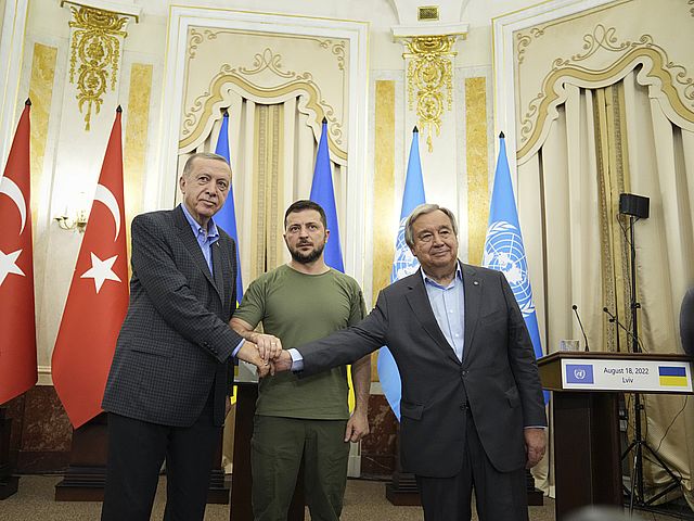 Завершились переговоры Зеленского, Эрдогана и Гутерреша