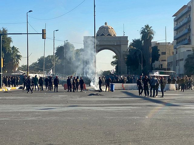 Протесты в Багдаде, демонстранты ворвались в здание парламента