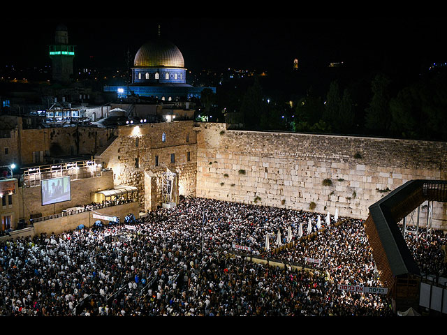 Израиль встречает еврейский новый 5783-й год. Фоторепортаж