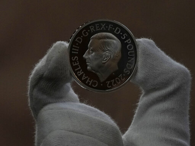 В Великобритании выпущена первая монета царствования Карла III